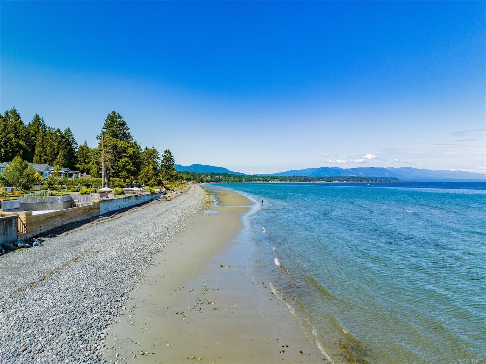 450 Judges Row, Qualicum Beach, BC