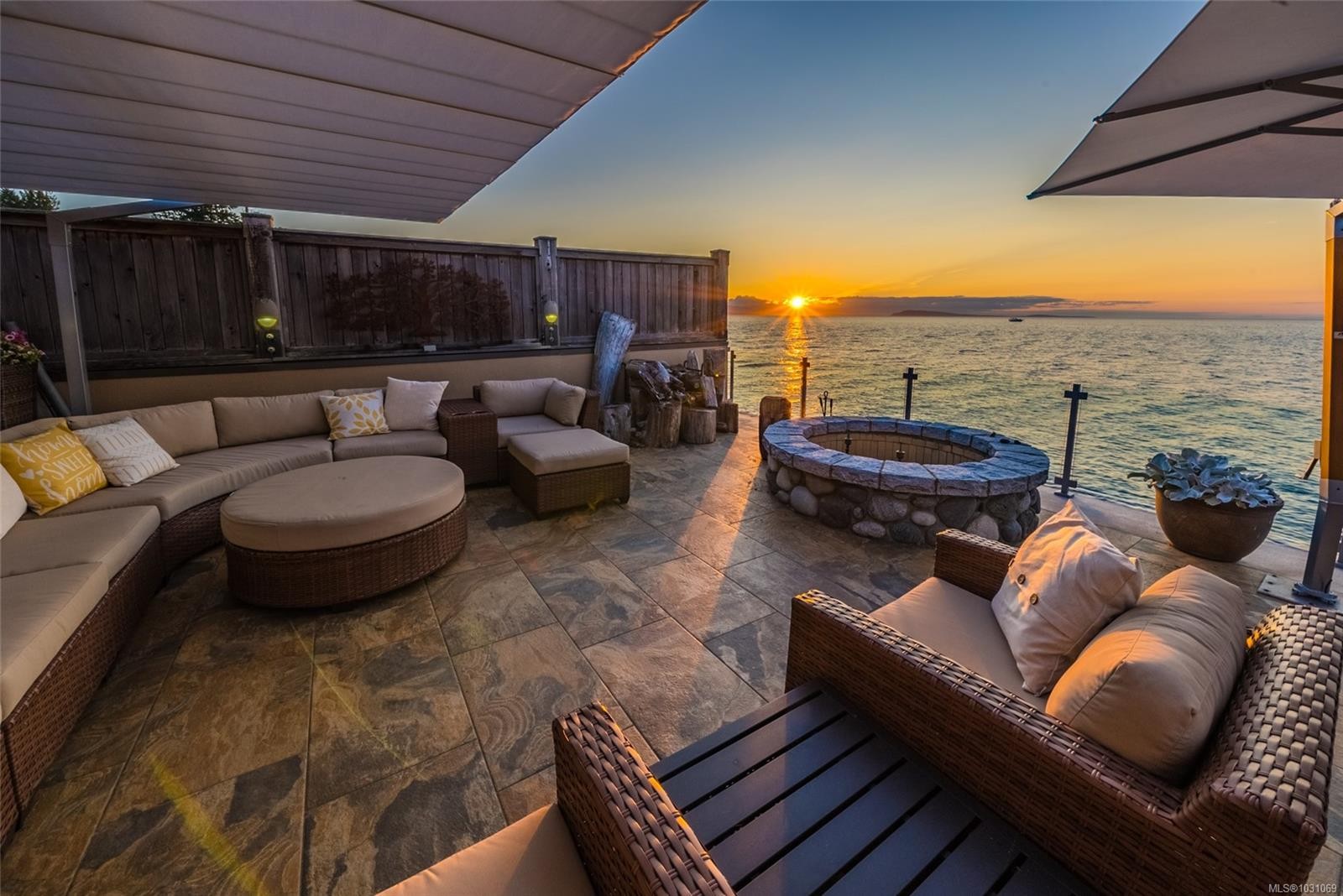 450 Judges Row, Qualicum Beach, BC