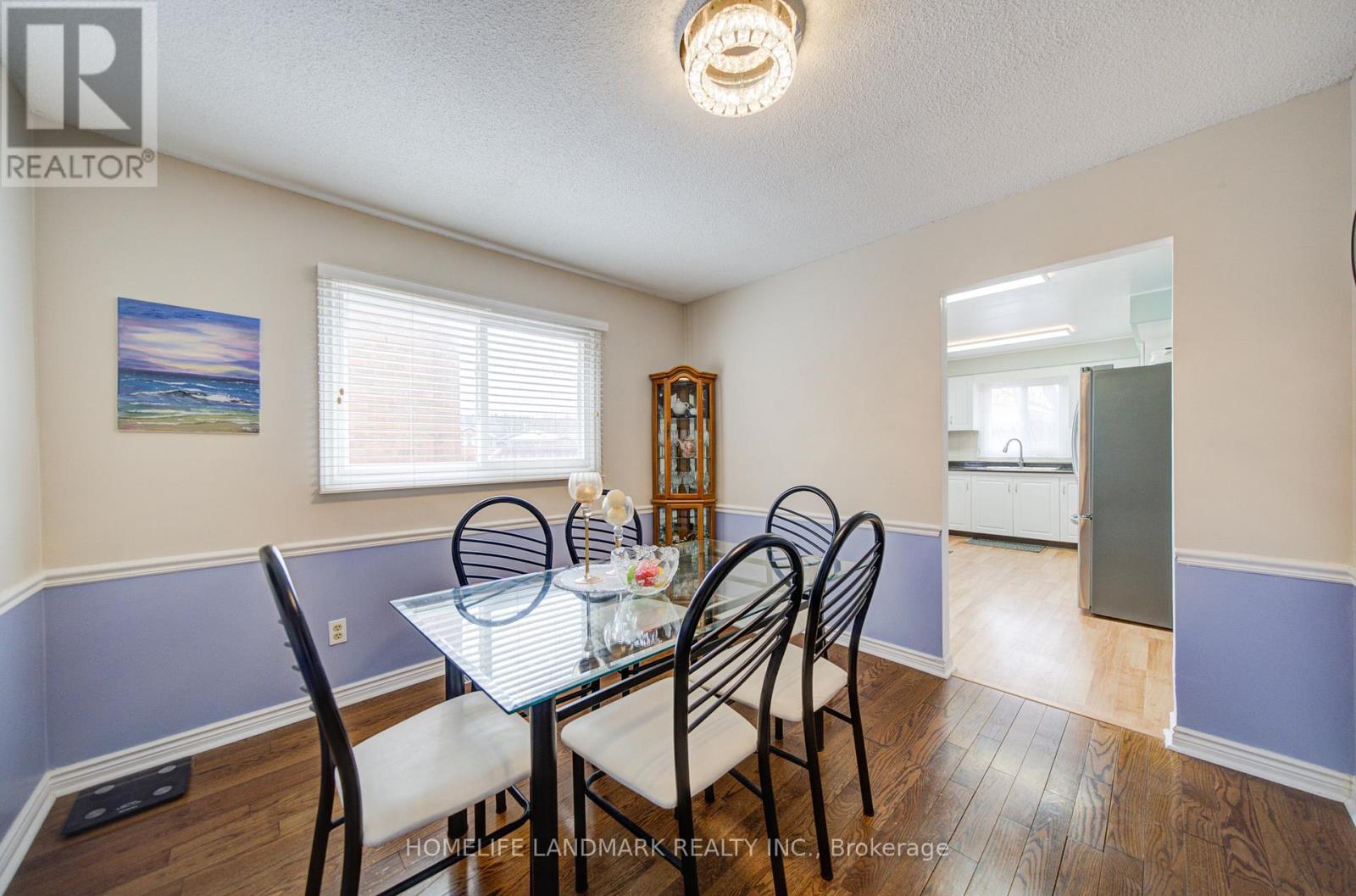 306 Essex Avenue, Richmond Hill, ON - Indoor Photo Showing Dining Room
