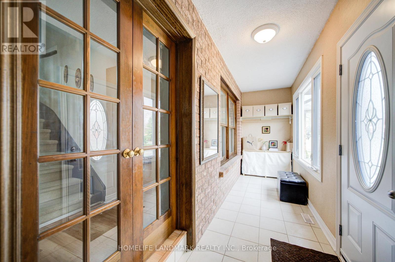 306 Essex Avenue, Richmond Hill, ON - Indoor Photo Showing Other Room