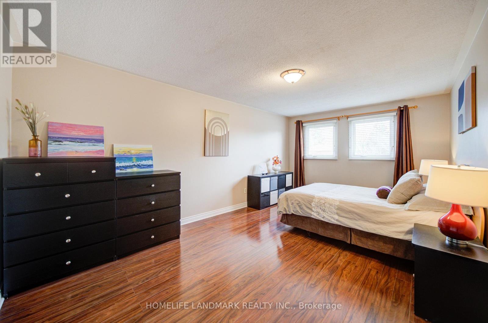 306 Essex Avenue, Richmond Hill, ON - Indoor Photo Showing Bedroom