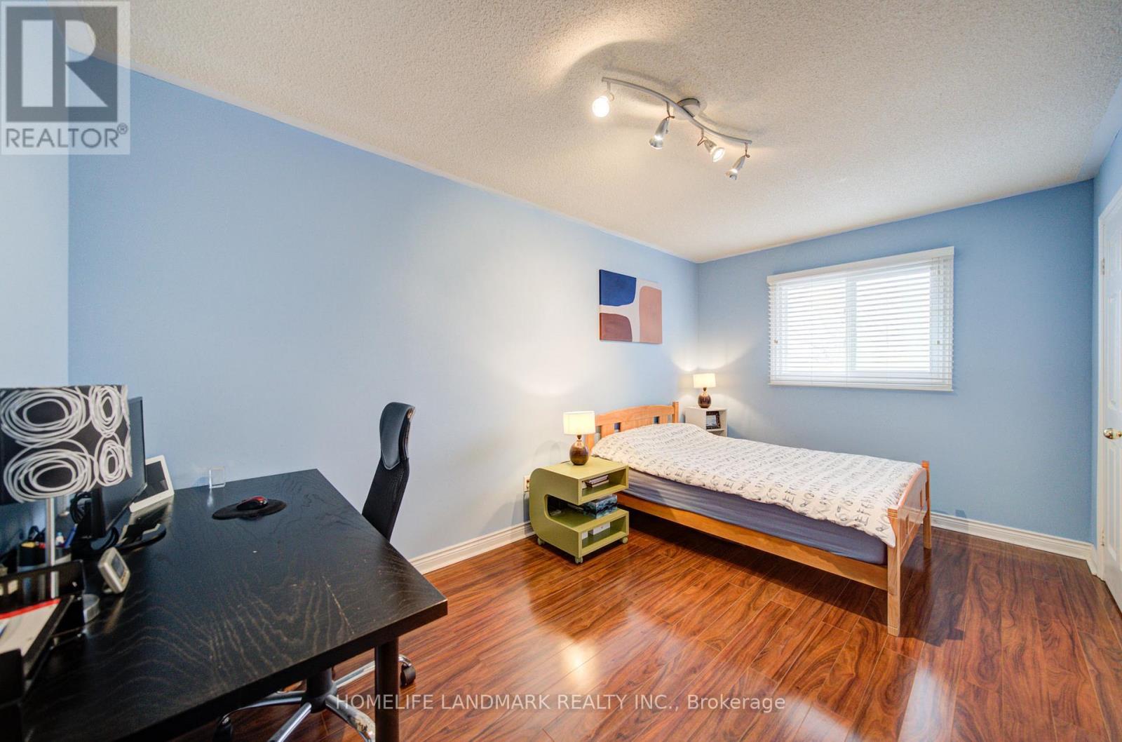 306 Essex Avenue, Richmond Hill, ON - Indoor Photo Showing Bedroom
