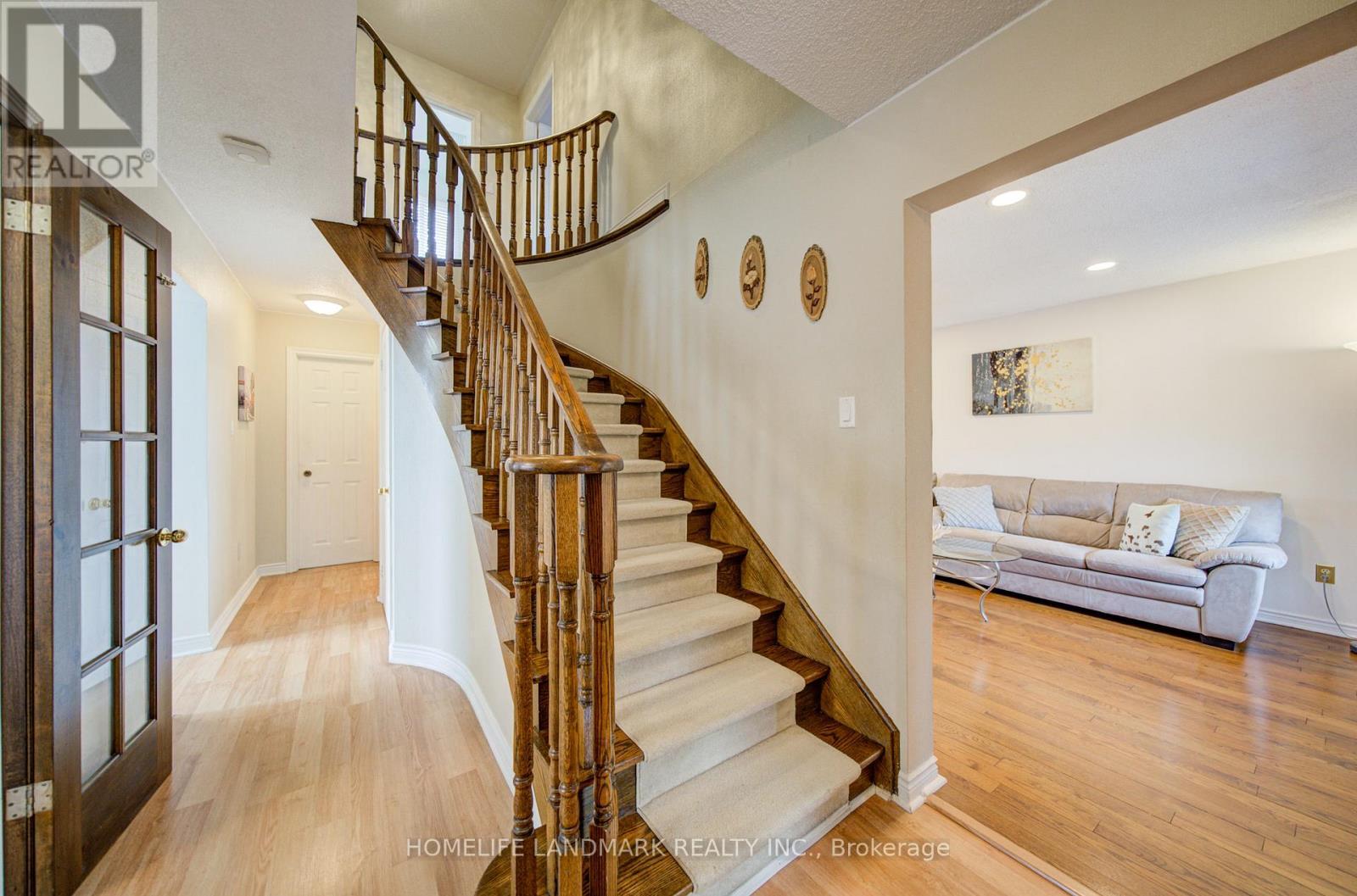 306 Essex Avenue, Richmond Hill, ON - Indoor Photo Showing Other Room