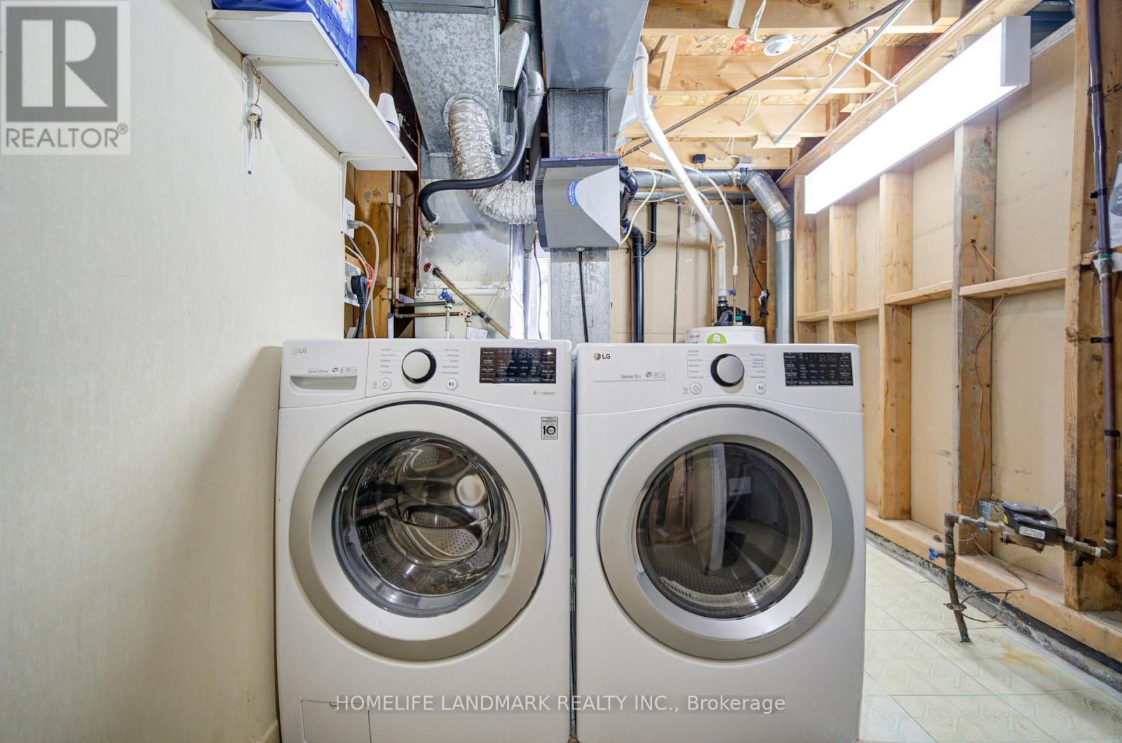 306 Essex Avenue, Richmond Hill, ON - Indoor Photo Showing Laundry Room