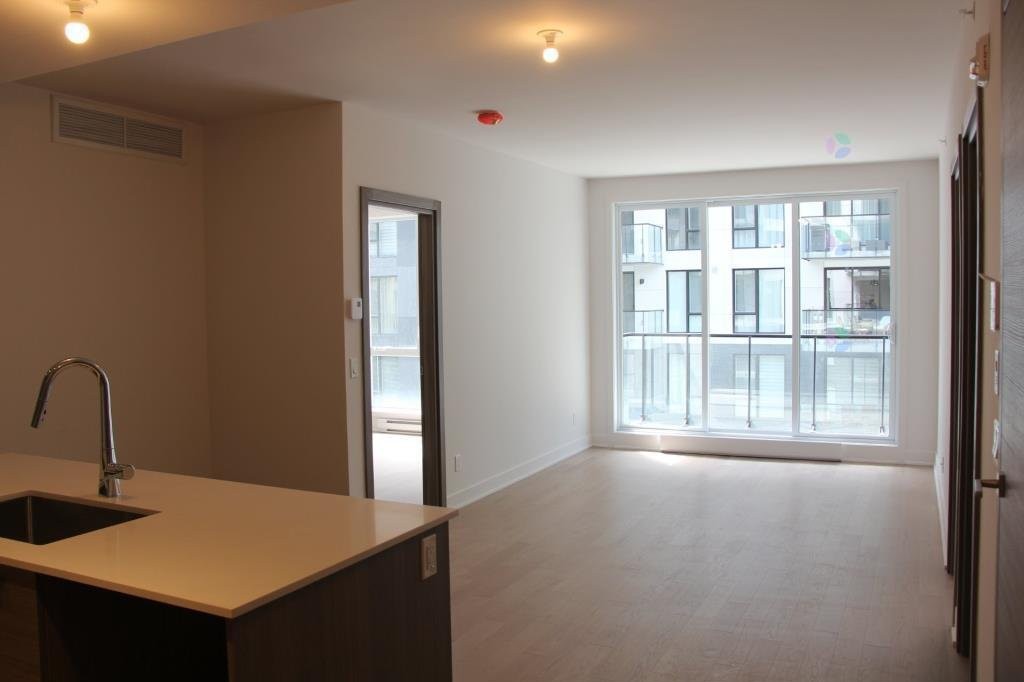 Salon - 322B-1400 Rue Ottawa, Montréal (Le Sud-Ouest), QC - Indoor