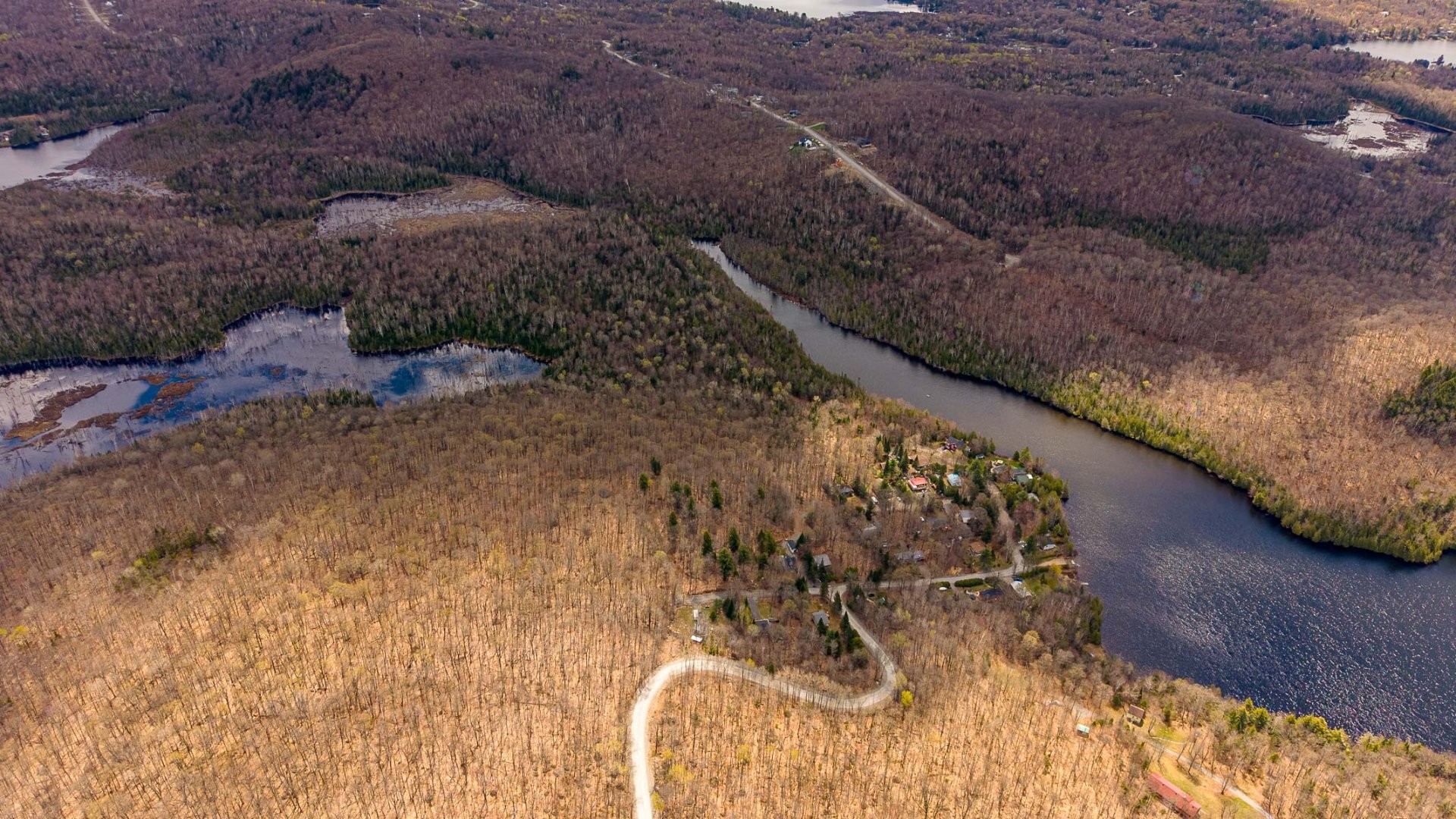 Photo aérienne - 255E Avenue, Saint-Hippolyte, QC