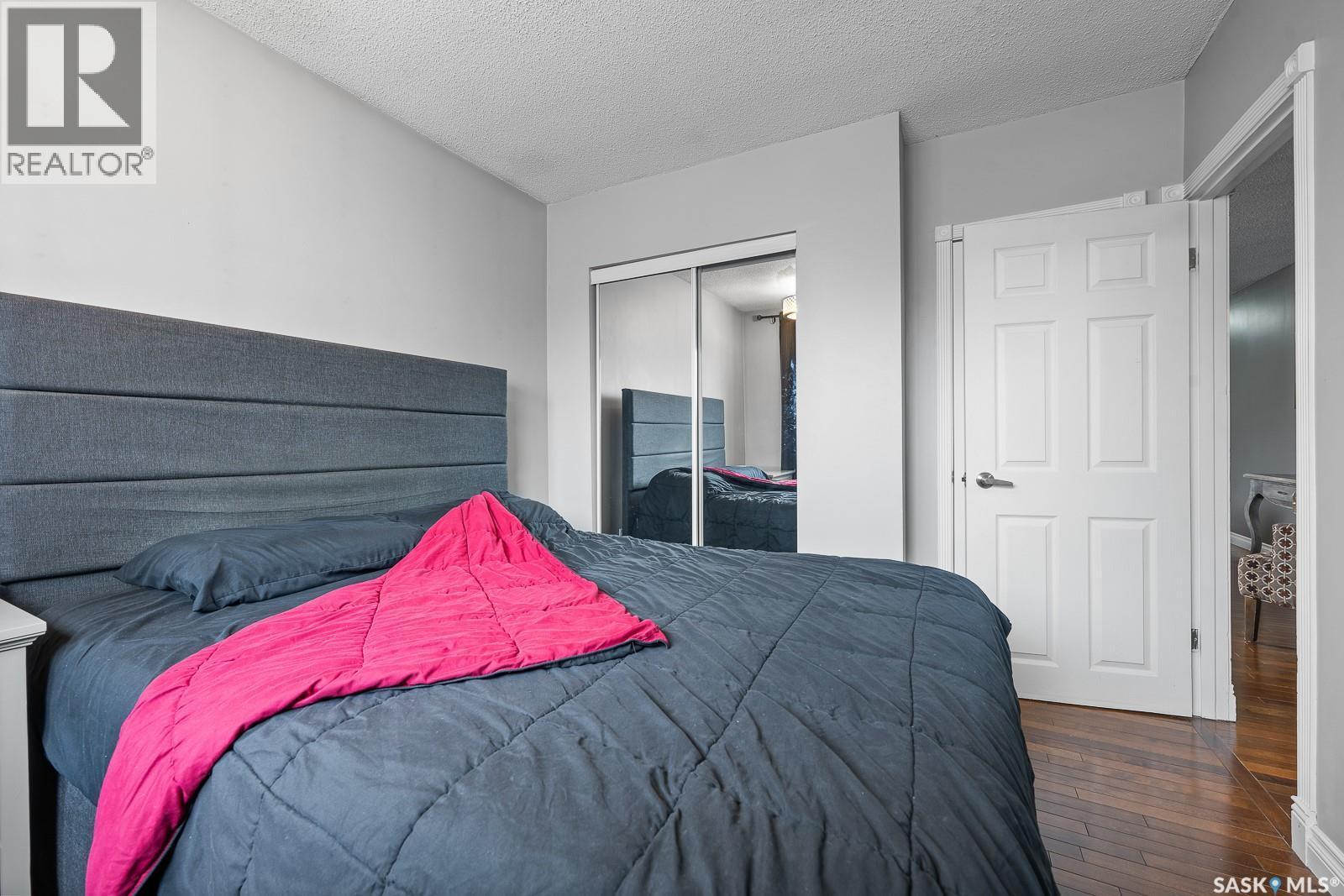 9 2320 13Th Avenue, Regina, SK - Indoor Photo Showing Bedroom