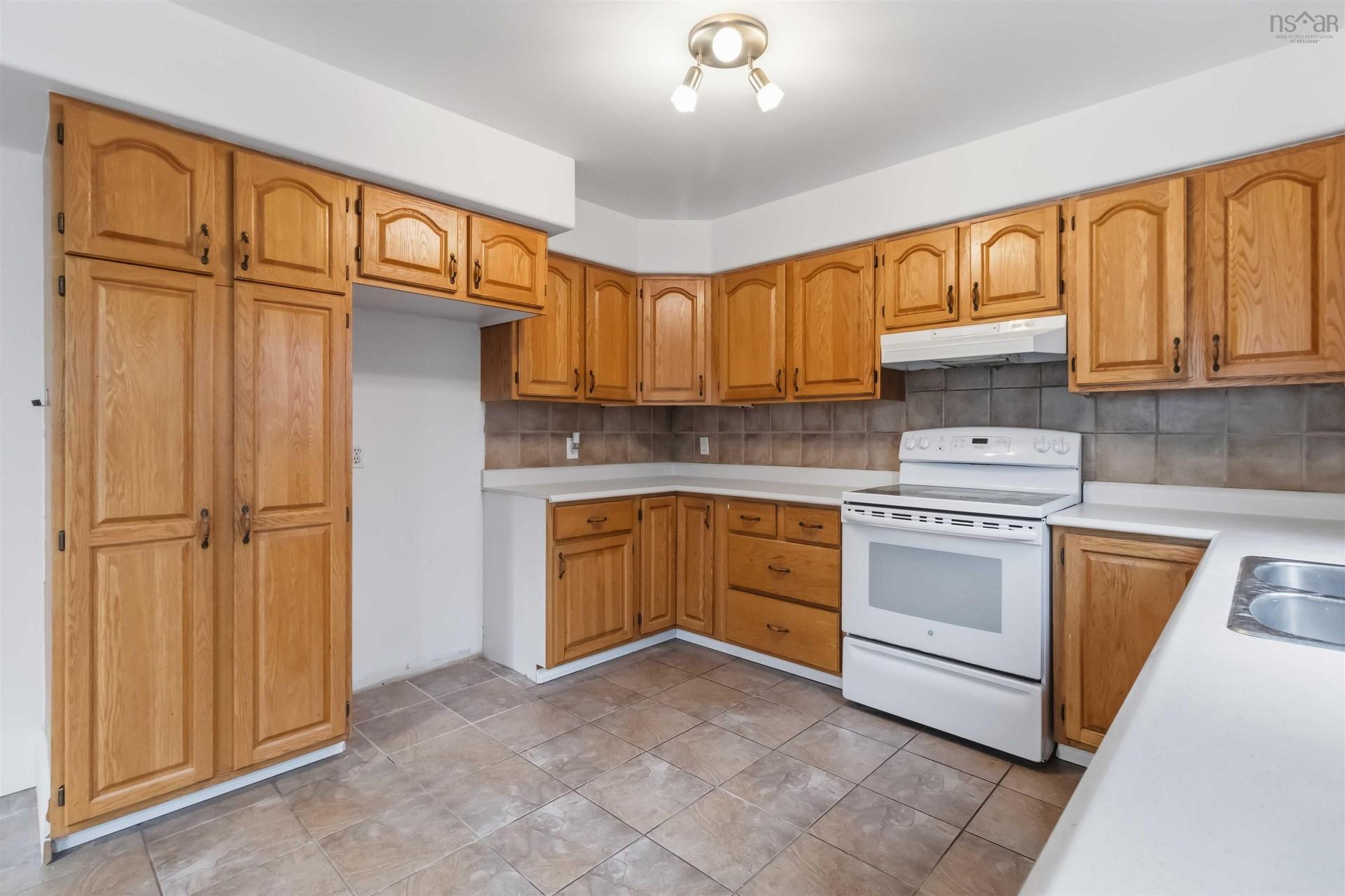 34 Wembley Place, Clayton Park, NS