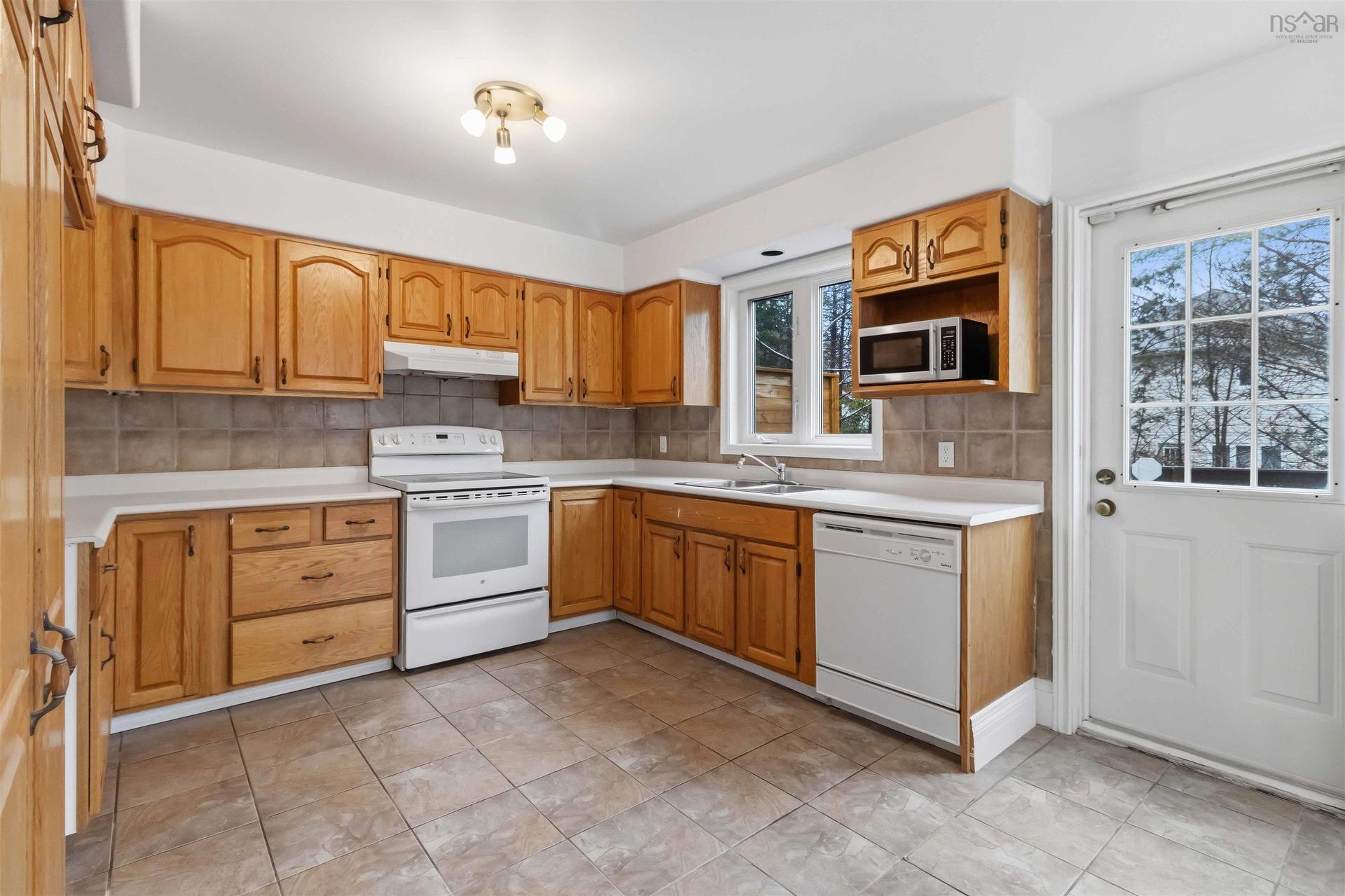34 Wembley Place, Clayton Park, NS
