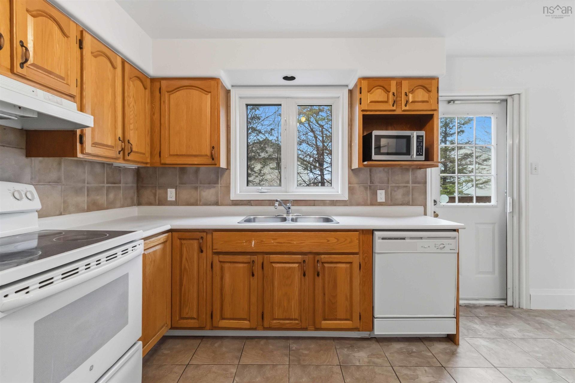 34 Wembley Place, Clayton Park, NS