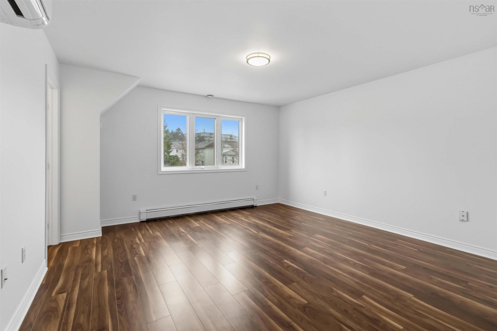 34 Wembley Place, Clayton Park, NS