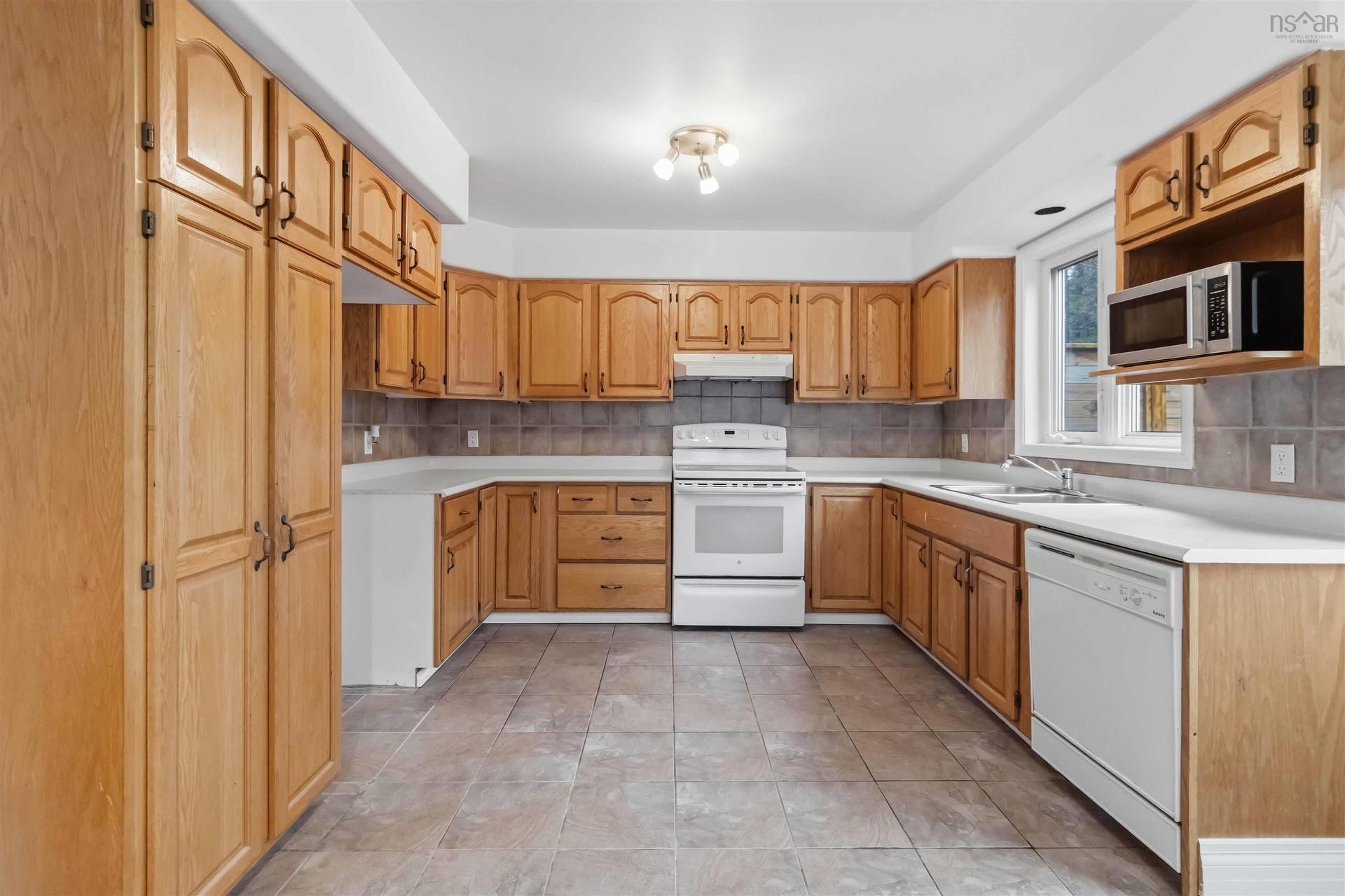 34 Wembley Place, Clayton Park, NS