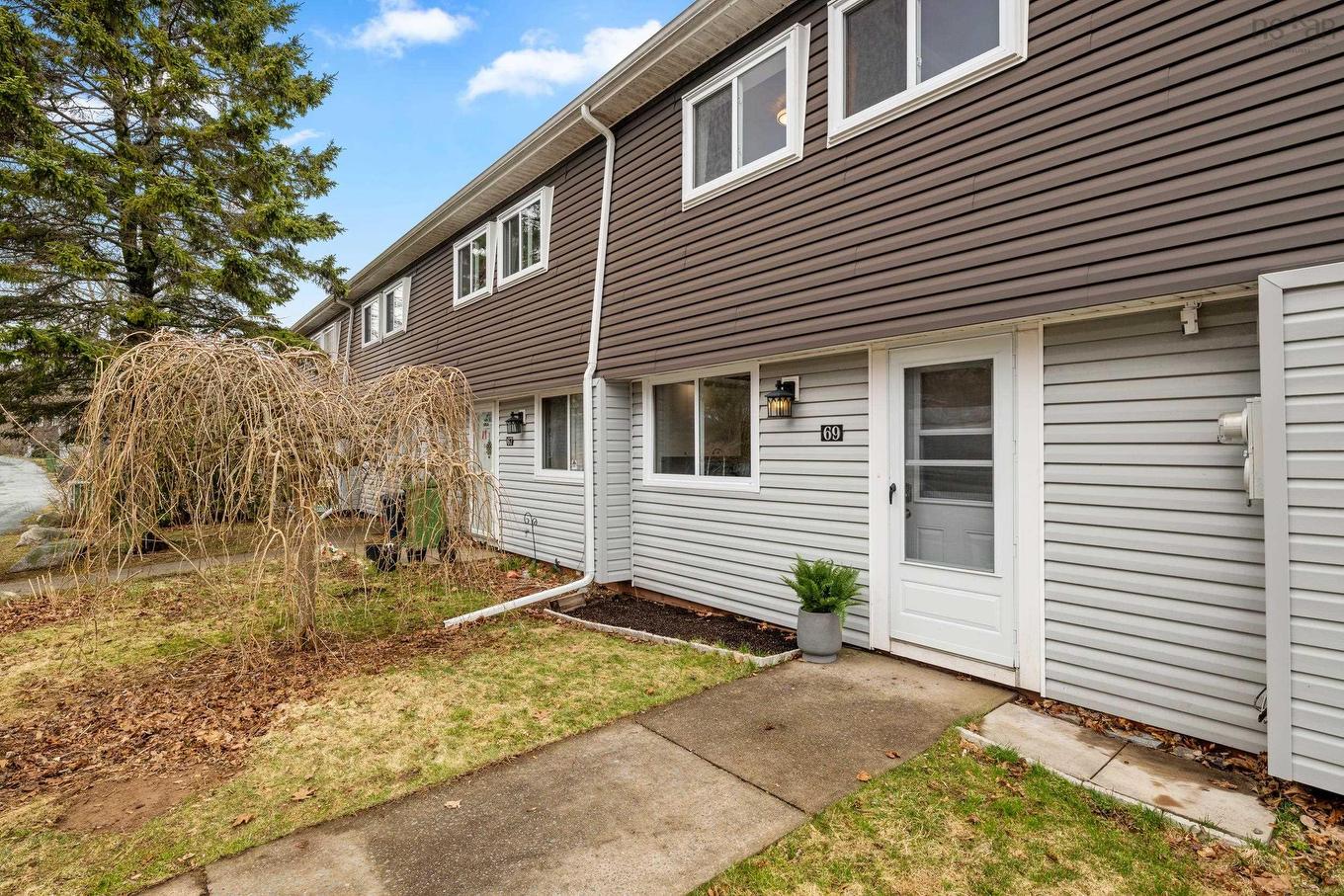 69 Cavendish Road, Halifax, NS