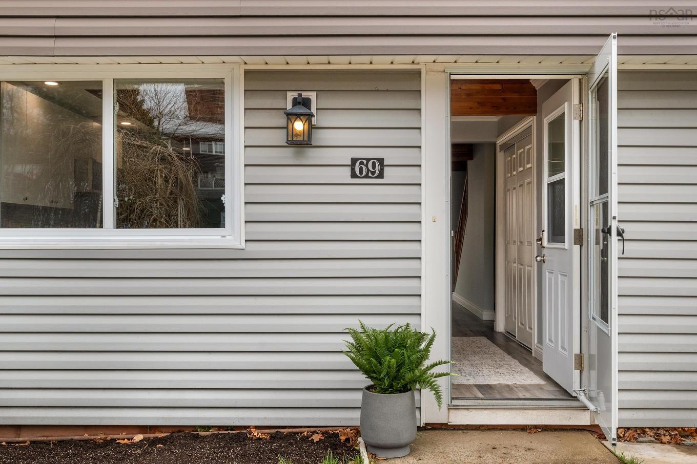 69 Cavendish Road, Halifax, NS