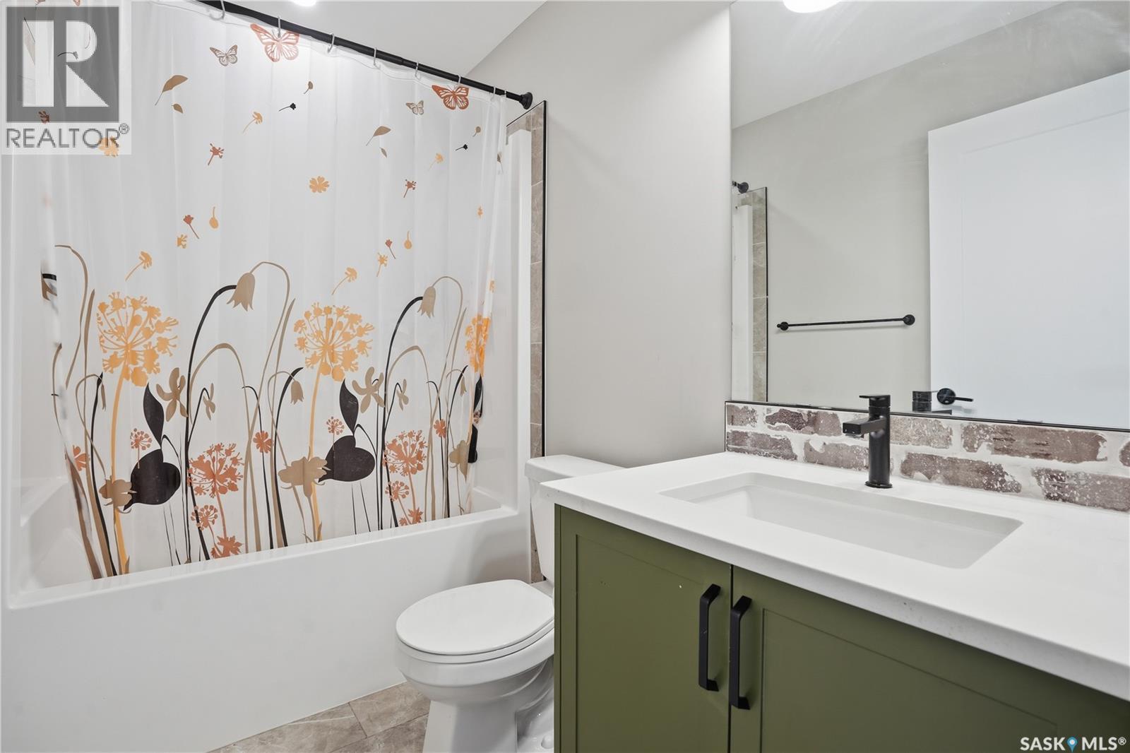 4600 Ferndale Crescent, Regina, SK - Indoor Photo Showing Bathroom