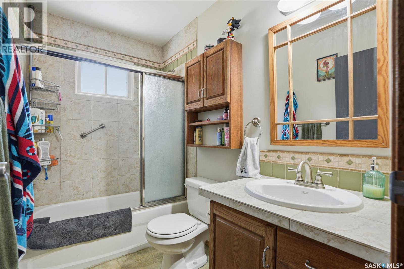122 Forrester Road, Saskatoon, SK - Indoor Photo Showing Bathroom