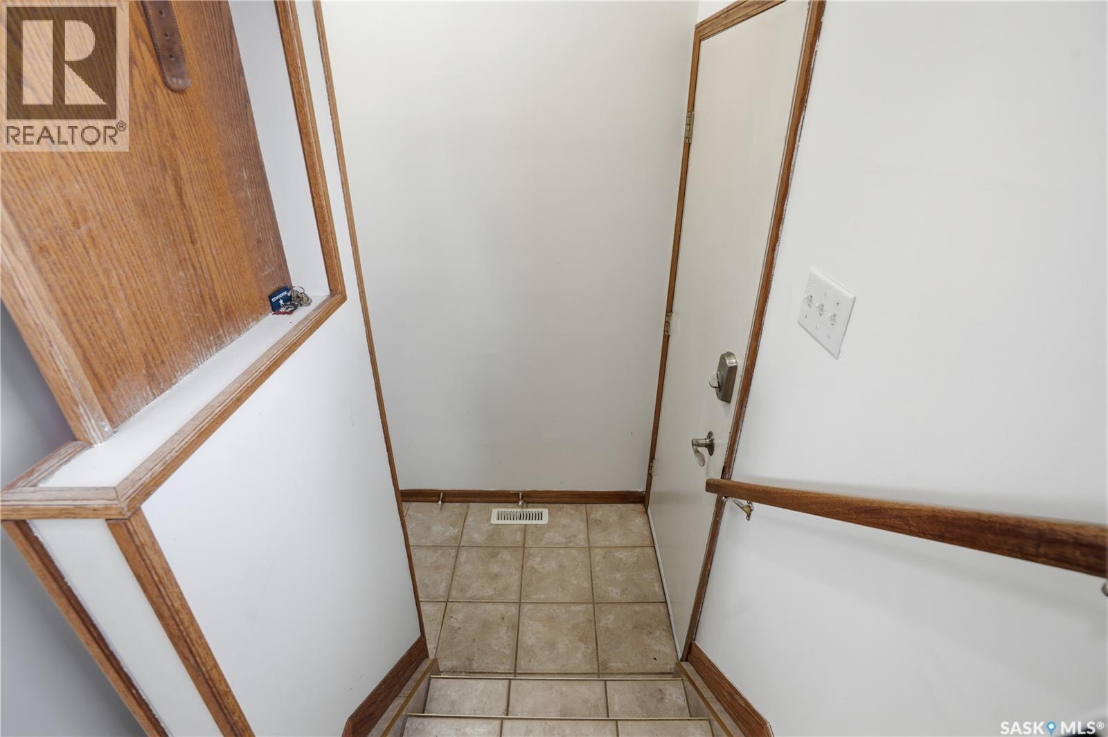 122 Forrester Road, Saskatoon, SK - Indoor Photo Showing Other Room