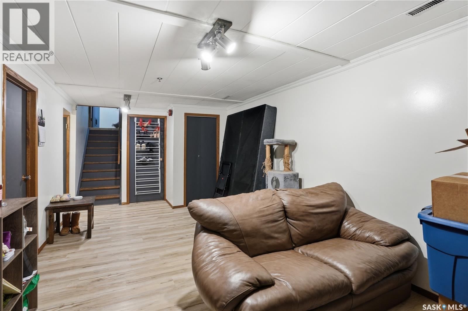 122 Forrester Road, Saskatoon, SK - Indoor