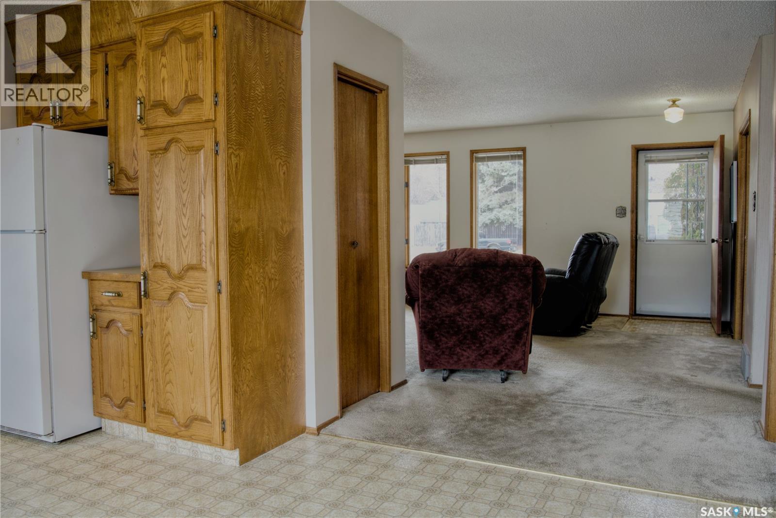 802 7Th Street E, Saskatoon, SK - Indoor Photo Showing Other Room