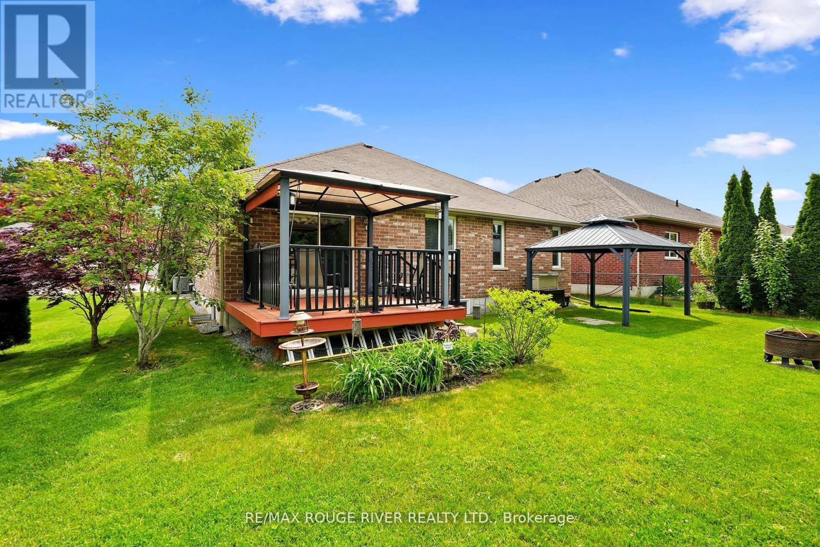 14 Algonquin Avenue, Brighton, ON - Outdoor With Deck Patio Veranda