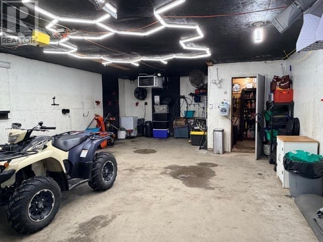 76 Huron Ave, Blind River, ON - Indoor Photo Showing Garage