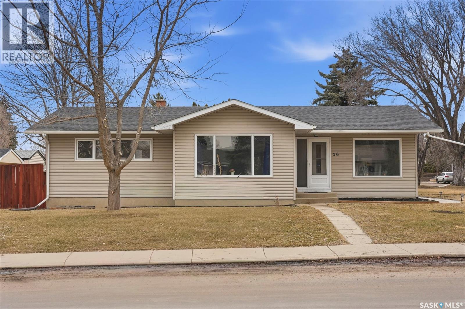 56 Welker Crescent, Saskatoon, SK - Outdoor