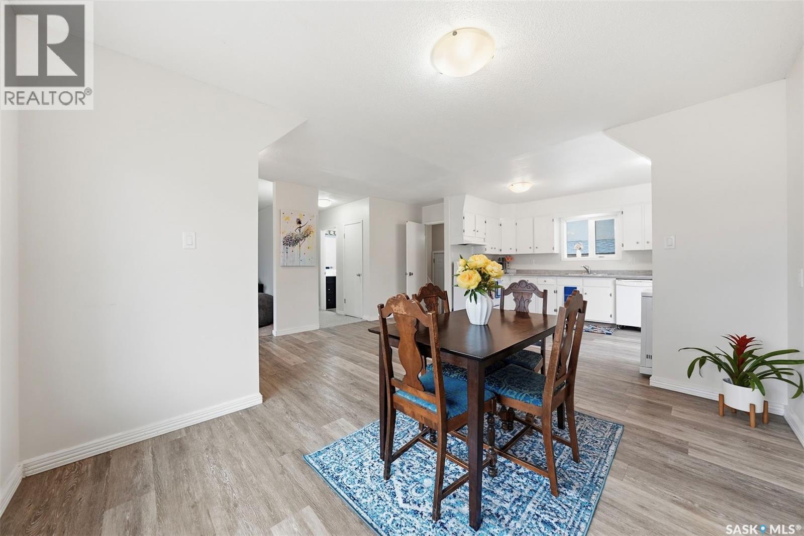 56 Welker Crescent, Saskatoon, SK - Indoor Photo Showing Dining Room