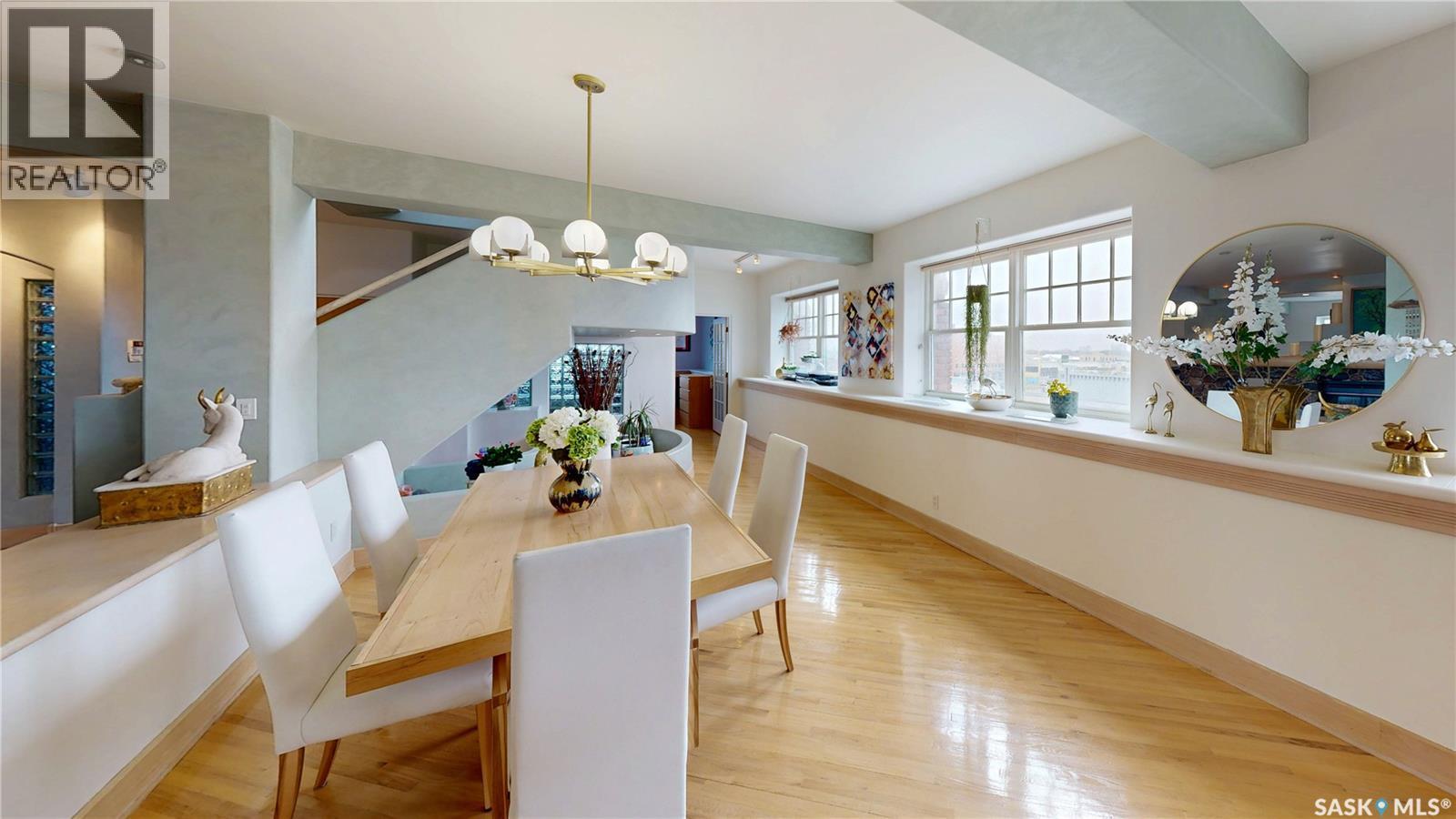 400 1150 Rose Street, Regina, SK - Indoor Photo Showing Dining Room