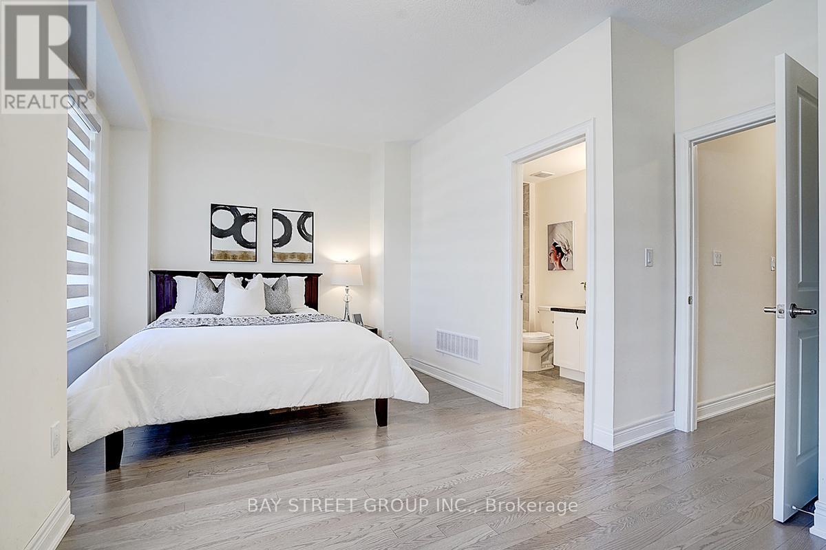 34 Phillipsen Way, Markham, ON - Indoor Photo Showing Bedroom
