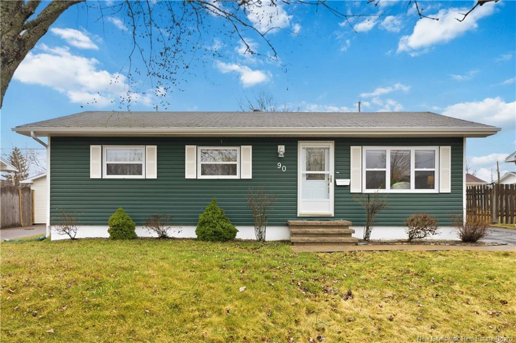 90 Pasadena Dr, Moncton, NB