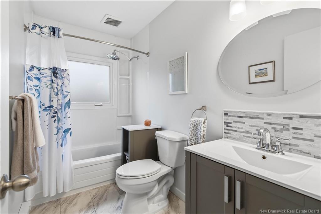 90 Pasadena Dr, Moncton, NB