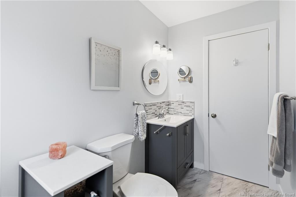 90 Pasadena Dr, Moncton, NB