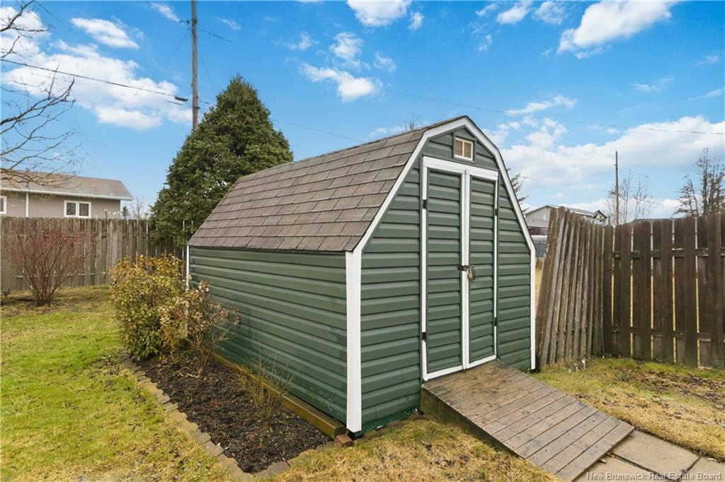 90 Pasadena Dr, Moncton, NB