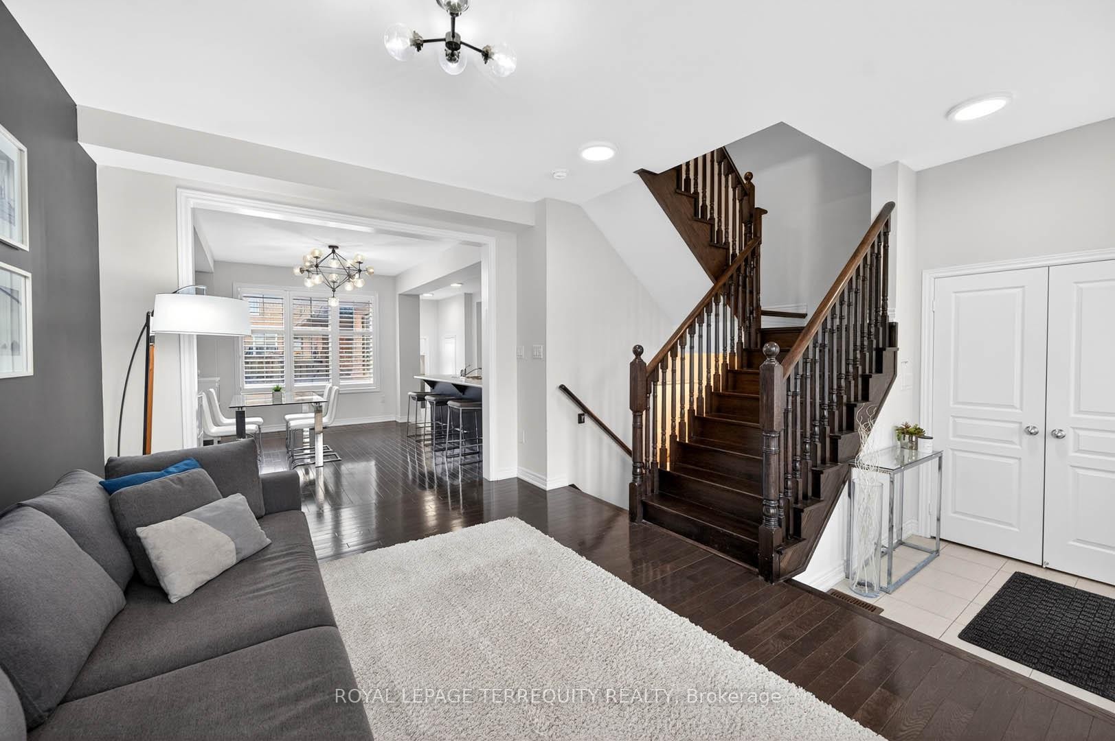 190 East'S Corners Boulevard, Vaughan, ON - Indoor Photo Showing Other Room