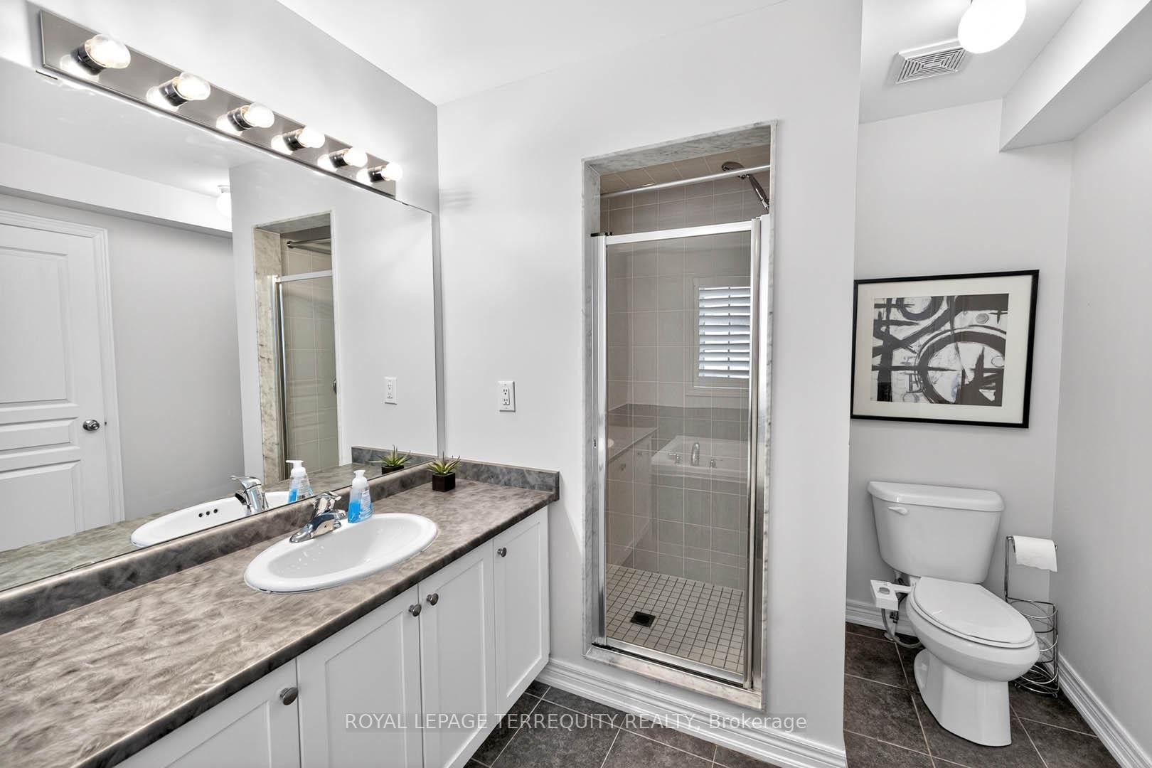 190 East'S Corners Boulevard, Vaughan, ON - Indoor Photo Showing Bathroom