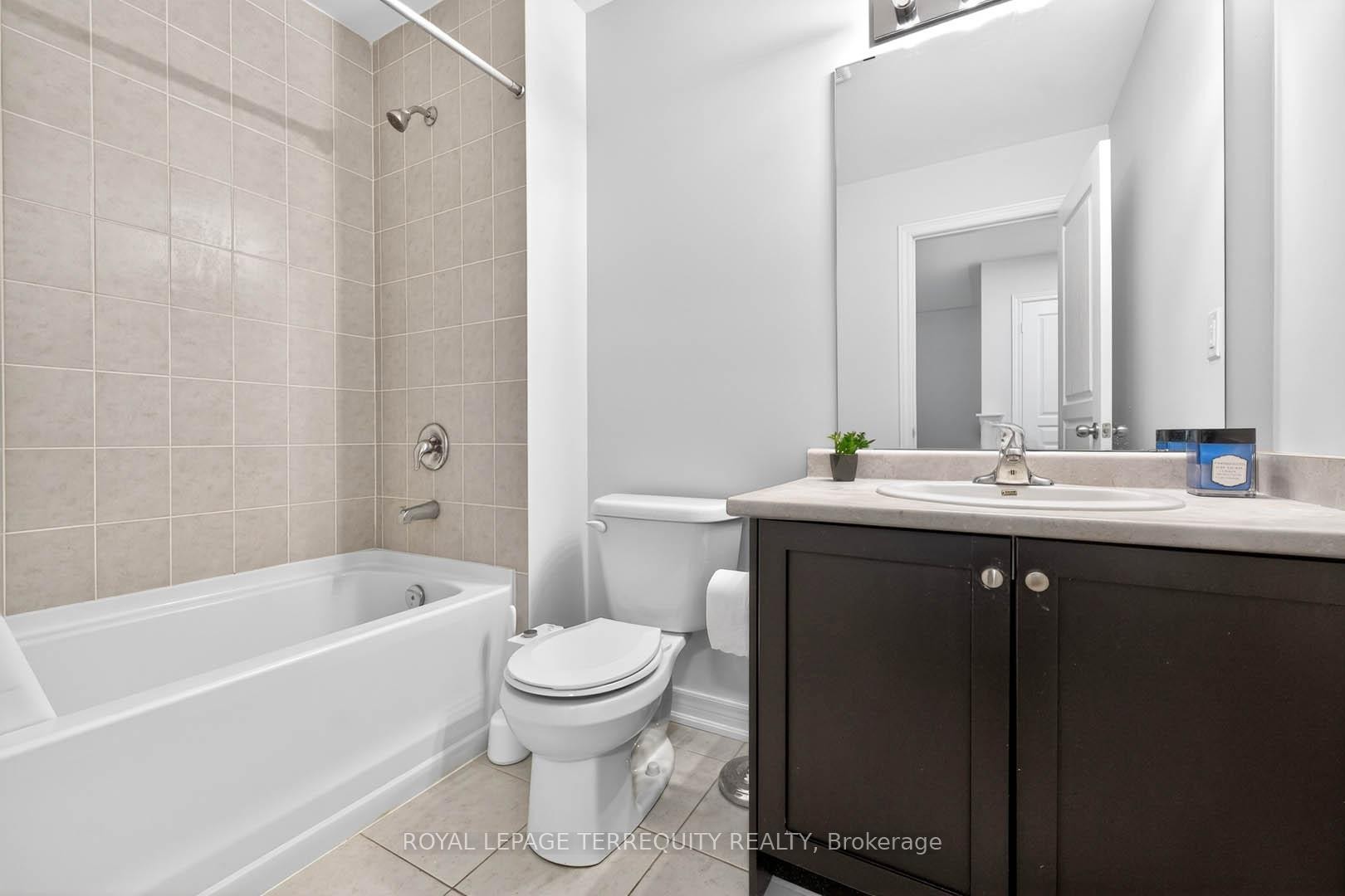 190 East'S Corners Boulevard, Vaughan, ON - Indoor Photo Showing Bathroom