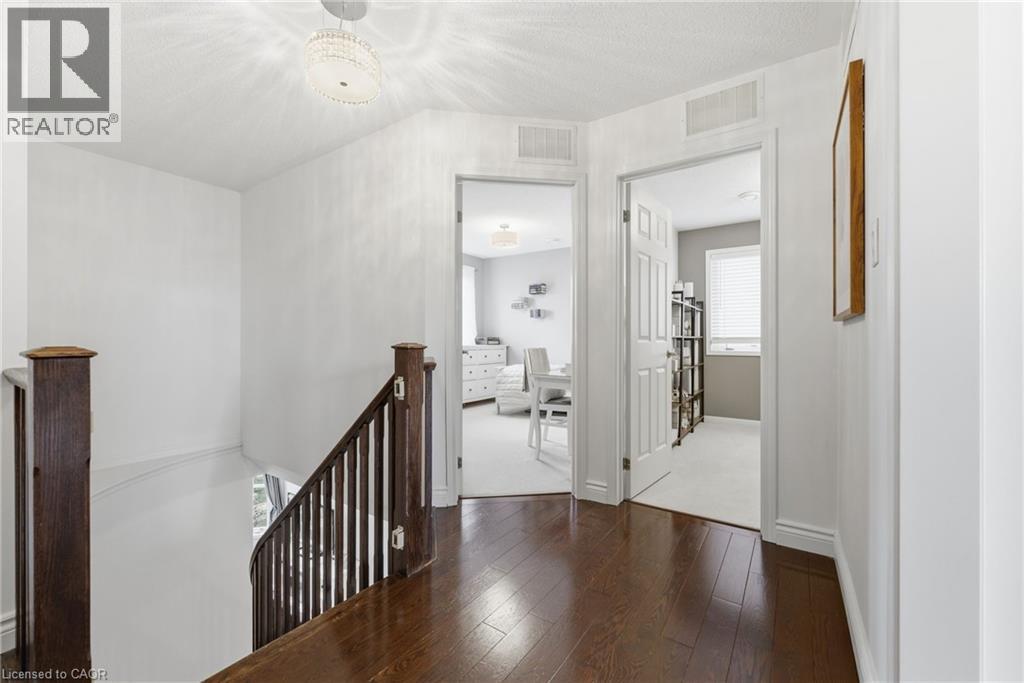 910 Vickerman Way, Milton, ON - Indoor Photo Showing Other Room