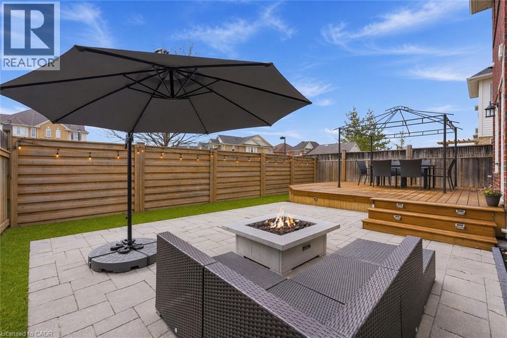 910 Vickerman Way, Milton, ON - Outdoor With Deck Patio Veranda With Exterior