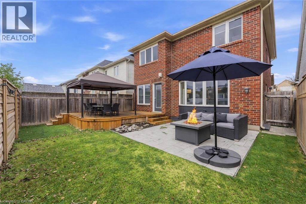 910 Vickerman Way, Milton, ON - Outdoor With Deck Patio Veranda With Exterior