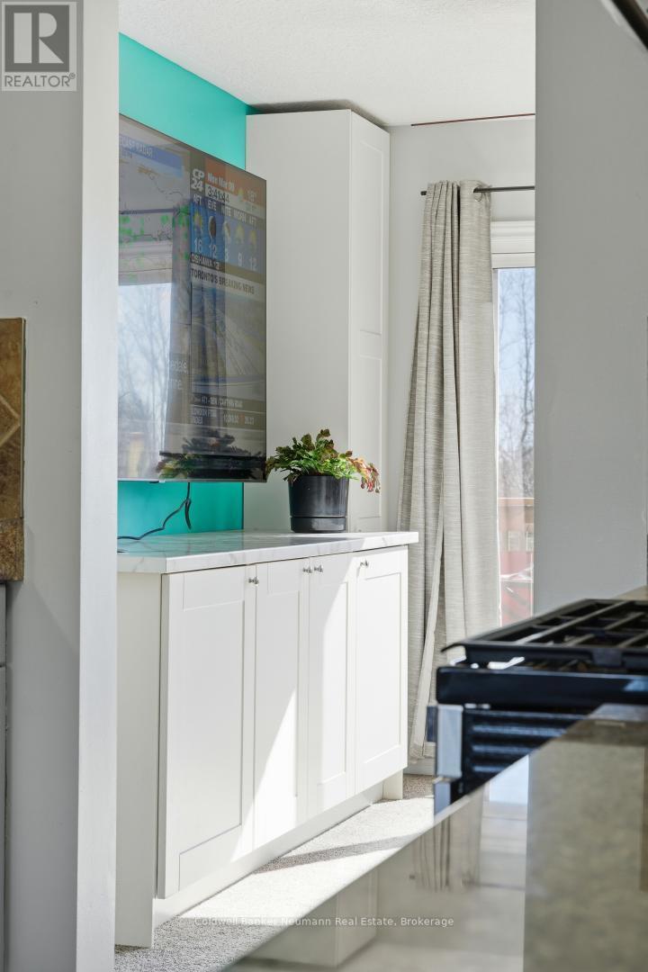 67 Cedarvale Avenue, Guelph (Grange Road), ON - Indoor Photo Showing Other Room