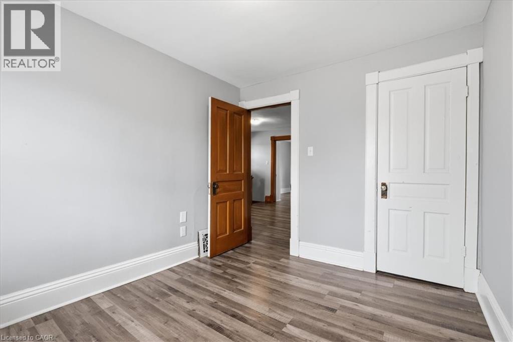 12 Todd Street, Cambridge, ON - Indoor Photo Showing Other Room