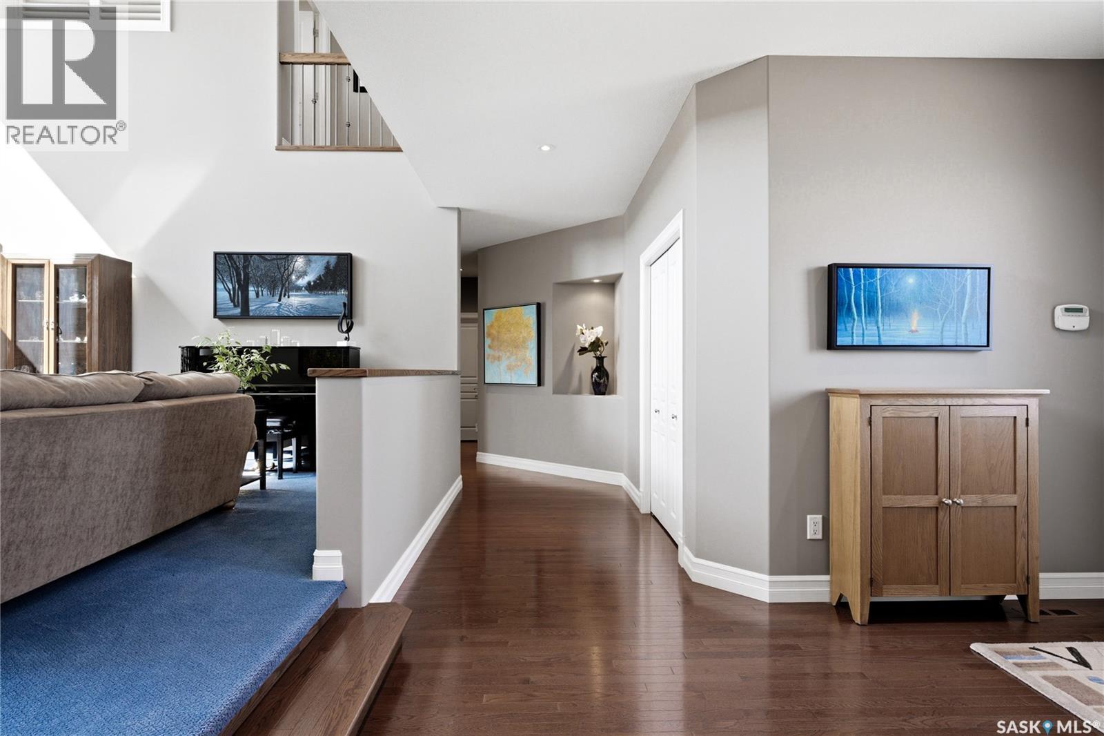 1514 Lakeridge Drive N, Regina, SK - Indoor Photo Showing Kitchen