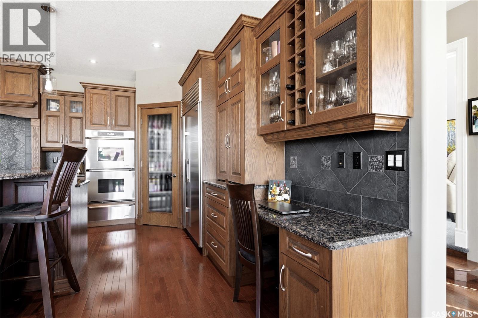 1514 Lakeridge Drive N, Regina, SK - Indoor Photo Showing Kitchen