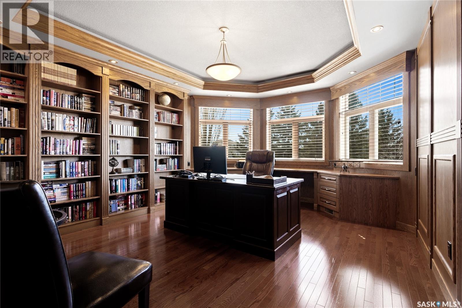 1514 Lakeridge Drive N, Regina, SK - Indoor Photo Showing Office