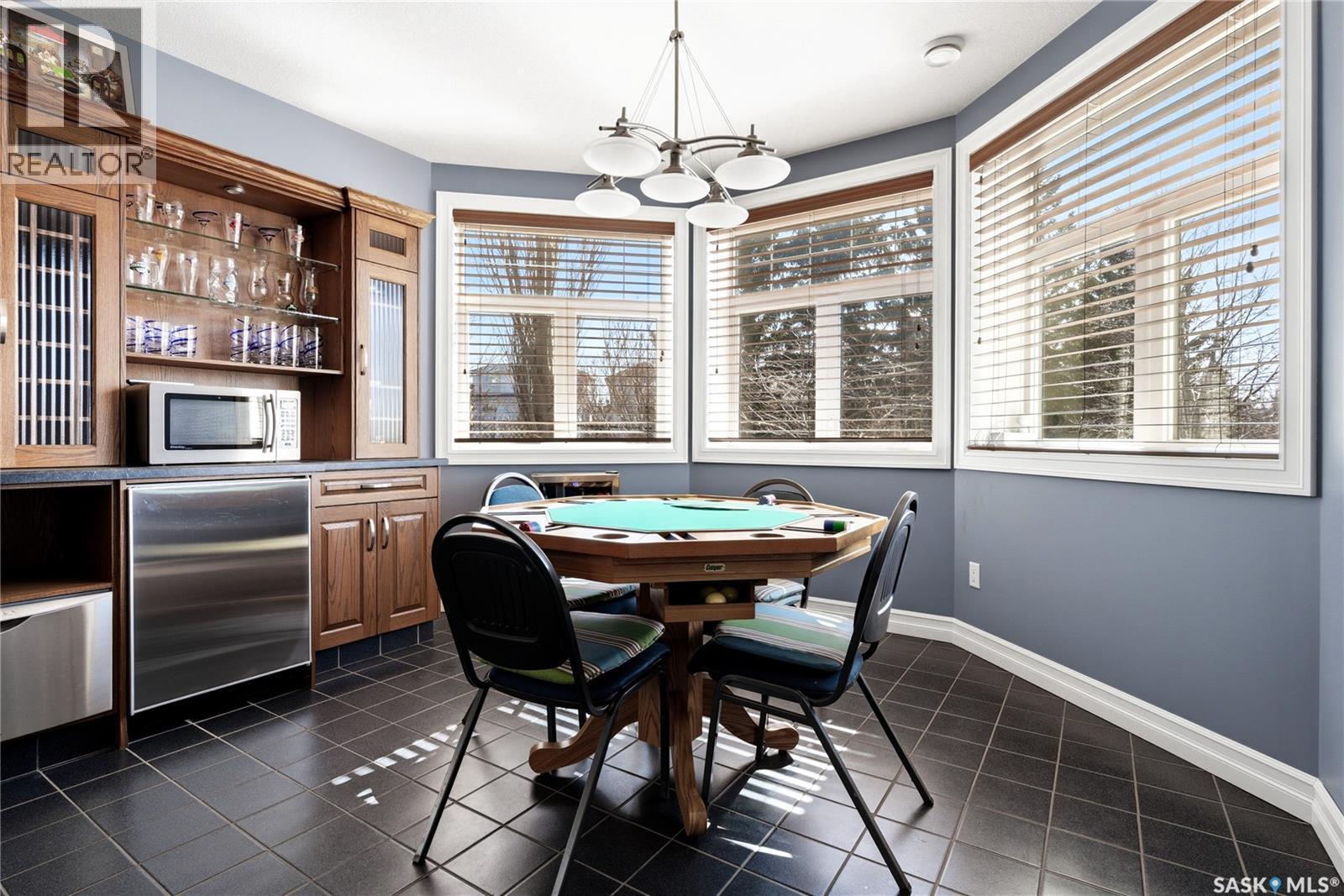 1514 Lakeridge Drive N, Regina, SK - Indoor Photo Showing Dining Room
