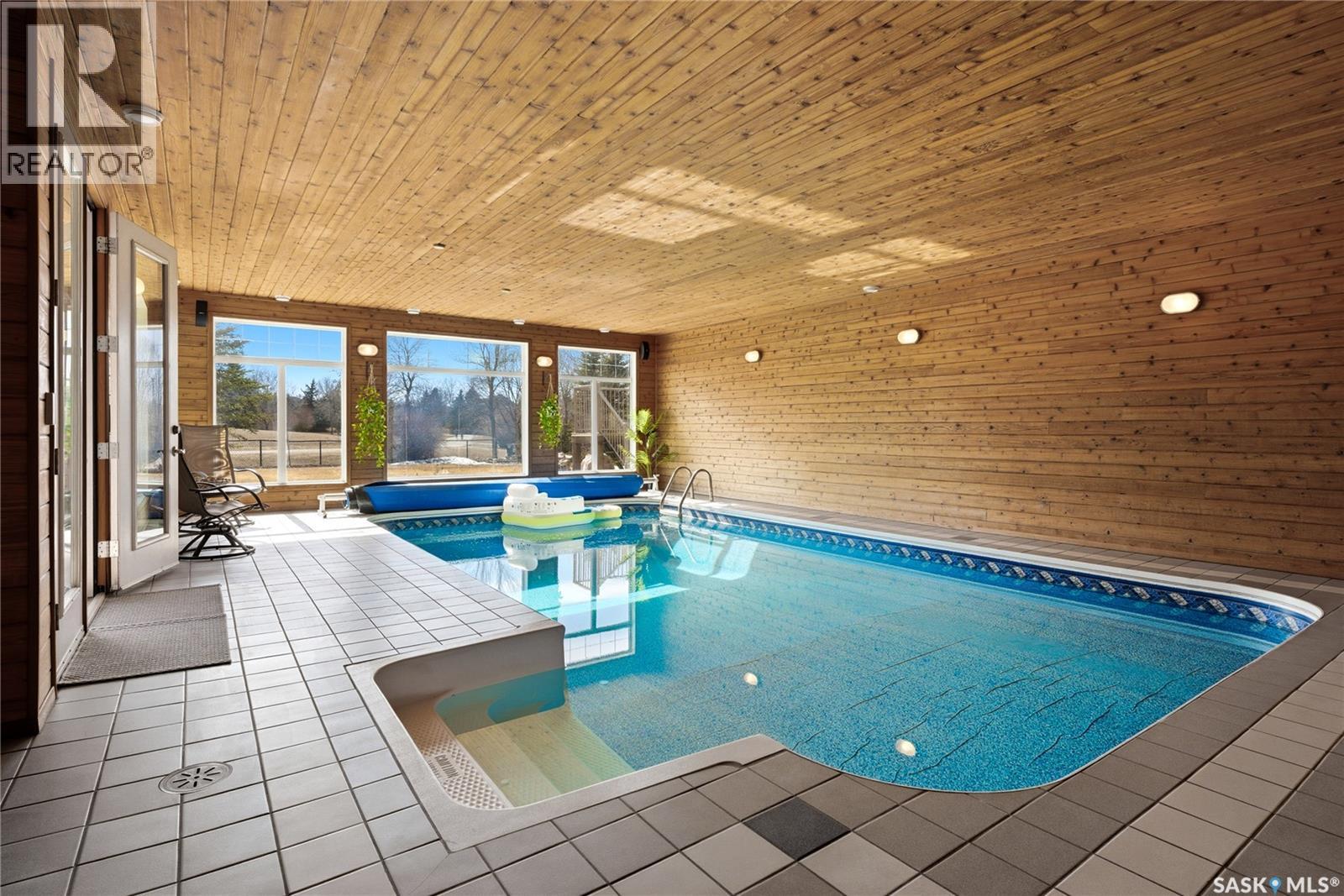 1514 Lakeridge Drive N, Regina, SK - Indoor Photo Showing Other Room With In Ground Pool