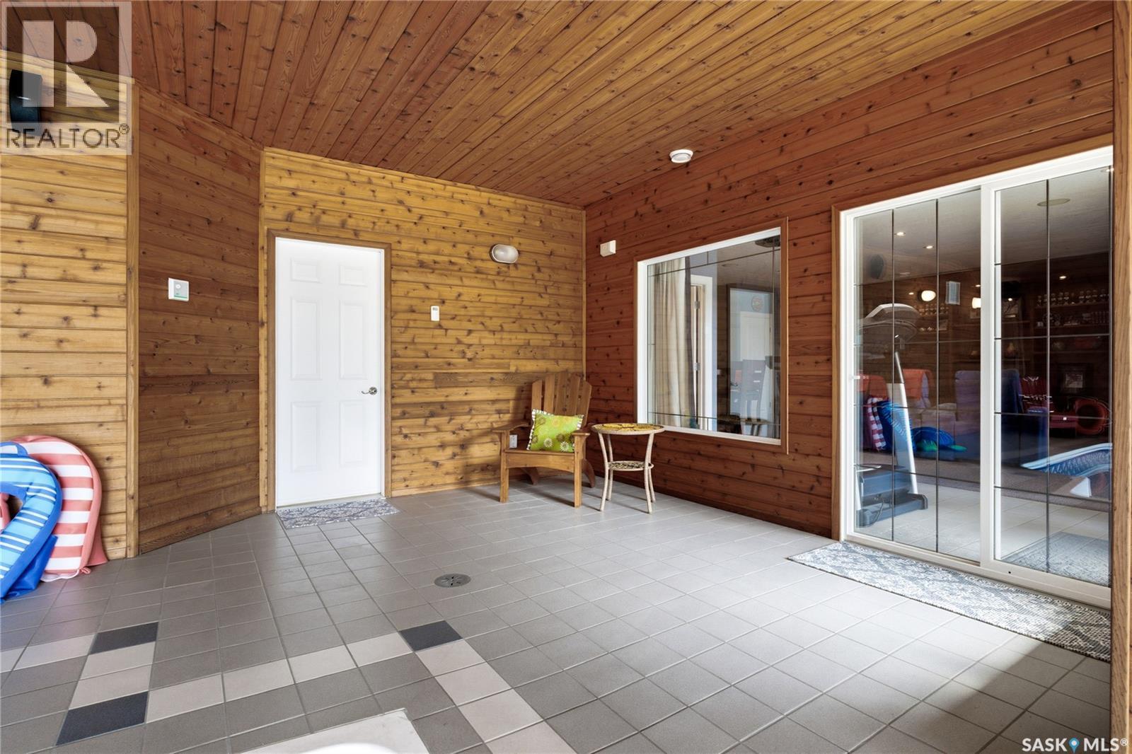 1514 Lakeridge Drive N, Regina, SK - Outdoor With Deck Patio Veranda With Exterior