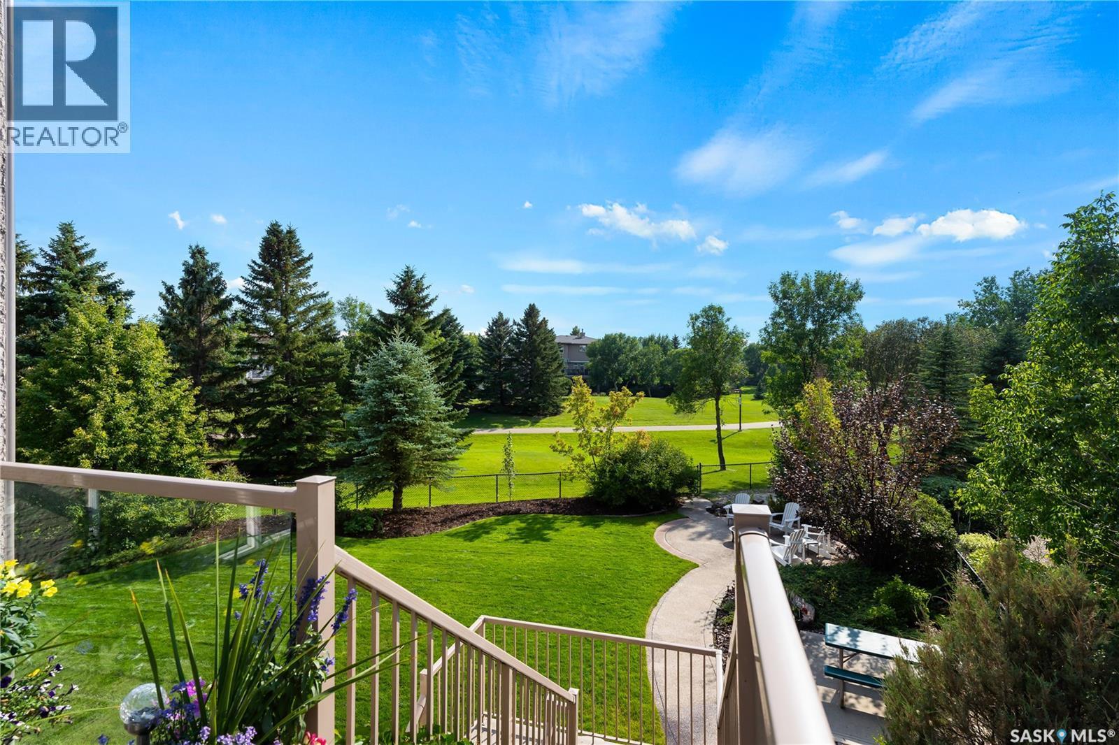 1514 Lakeridge Drive N, Regina, SK - Outdoor