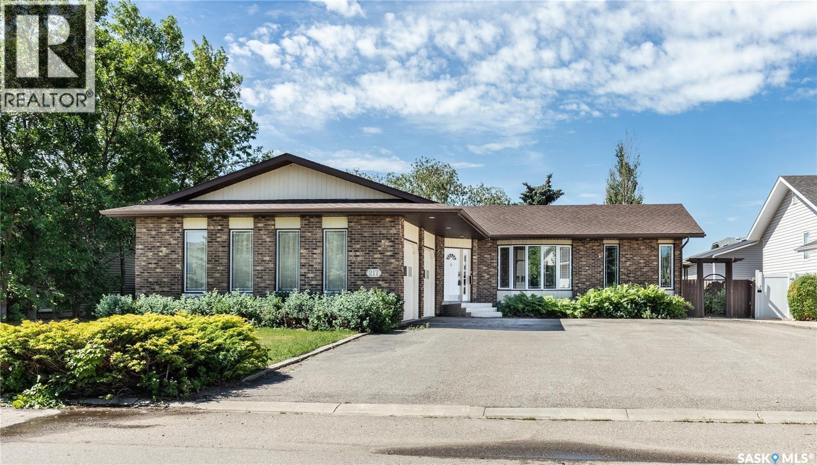 217 13Th Avenue E, Watrous, SK - Outdoor