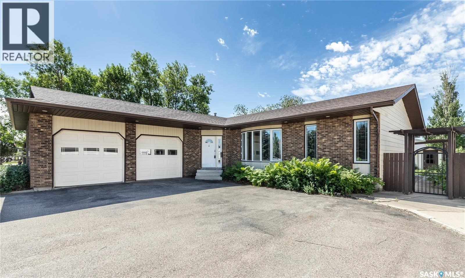 217 13Th Avenue E, Watrous, SK - Outdoor